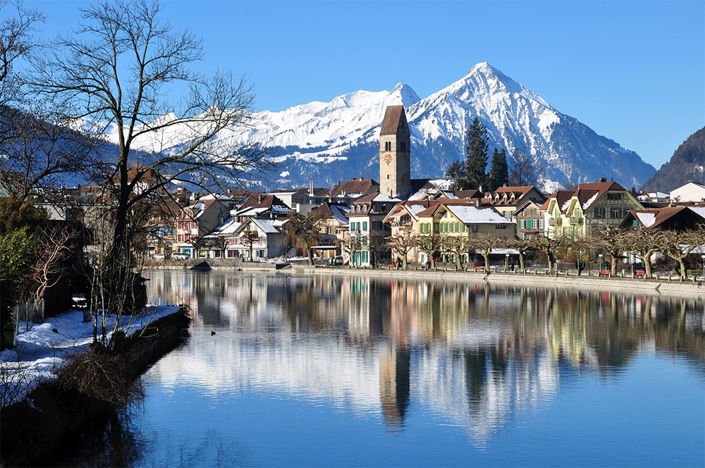 Khám phá 10 địa điểm du lịch hấp dẫn nhất Thụy Sĩ