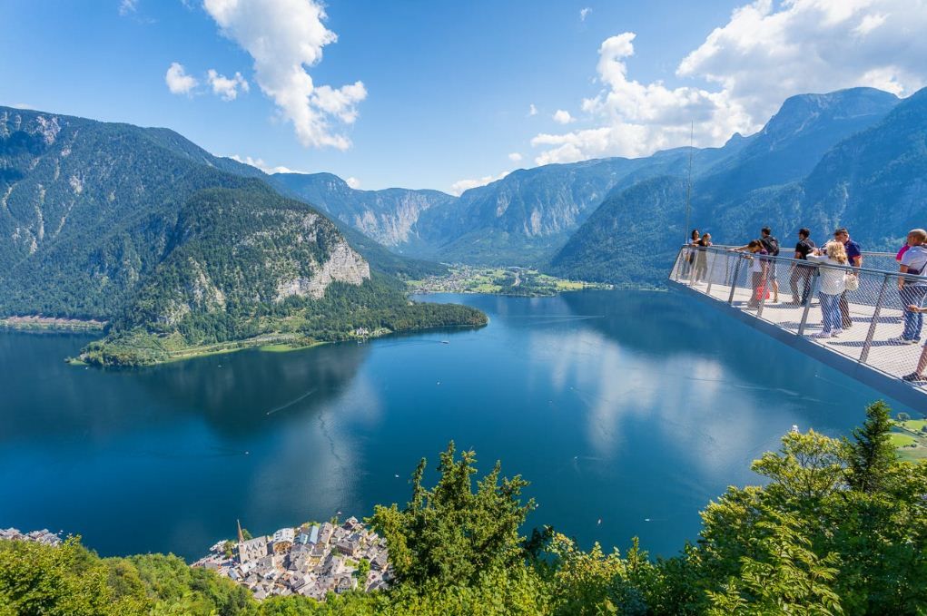 Ghé thăm thị trấn đẹp như cổ tích Hallstatt - hòn ngọc nước Áo